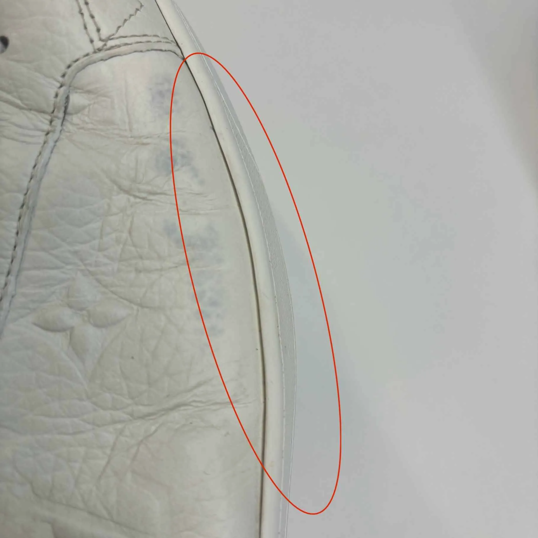 Men's Luxembourg Low Trainers White Size EU 42 / UK 8