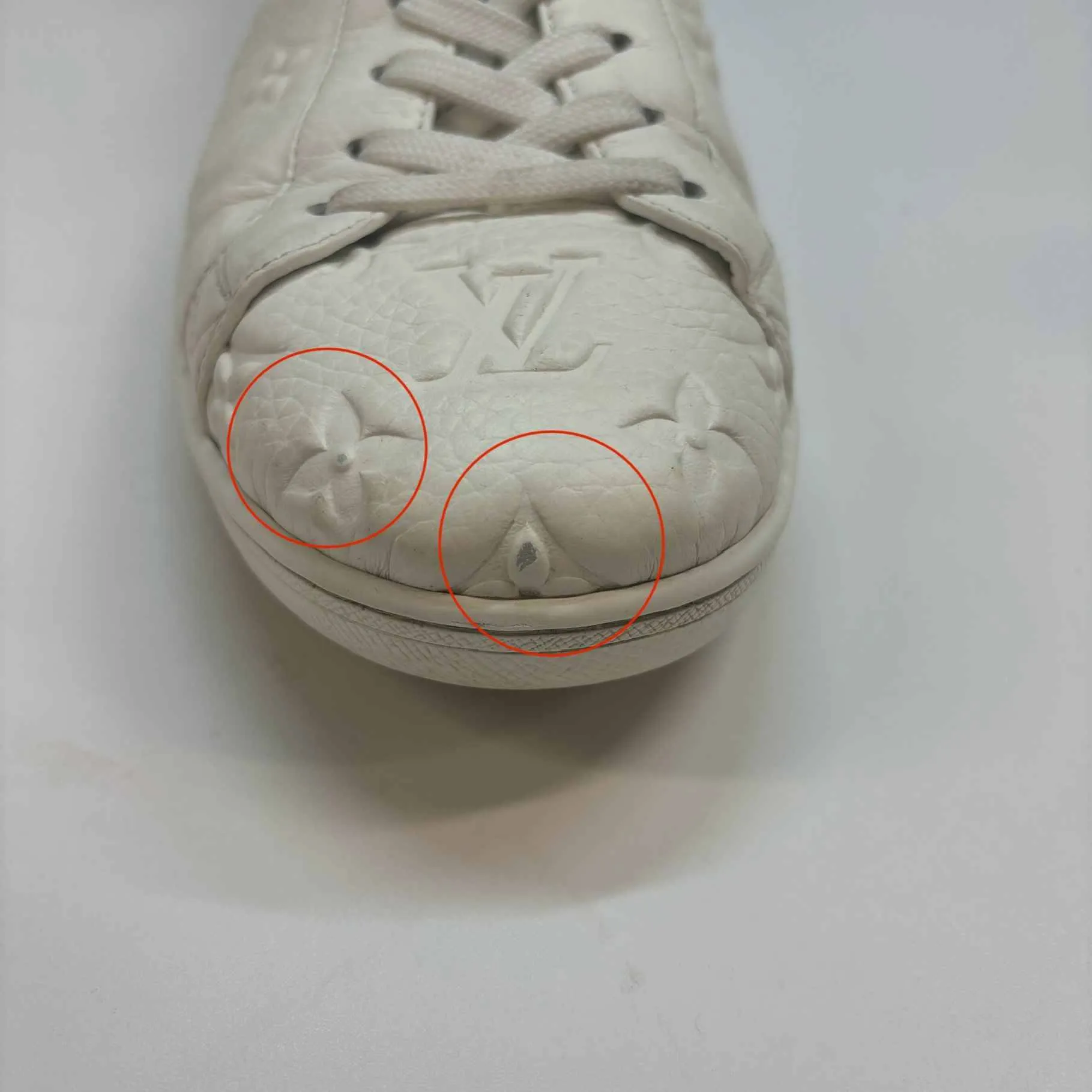 Men's Luxembourg Low Trainers White Size EU 42 / UK 8