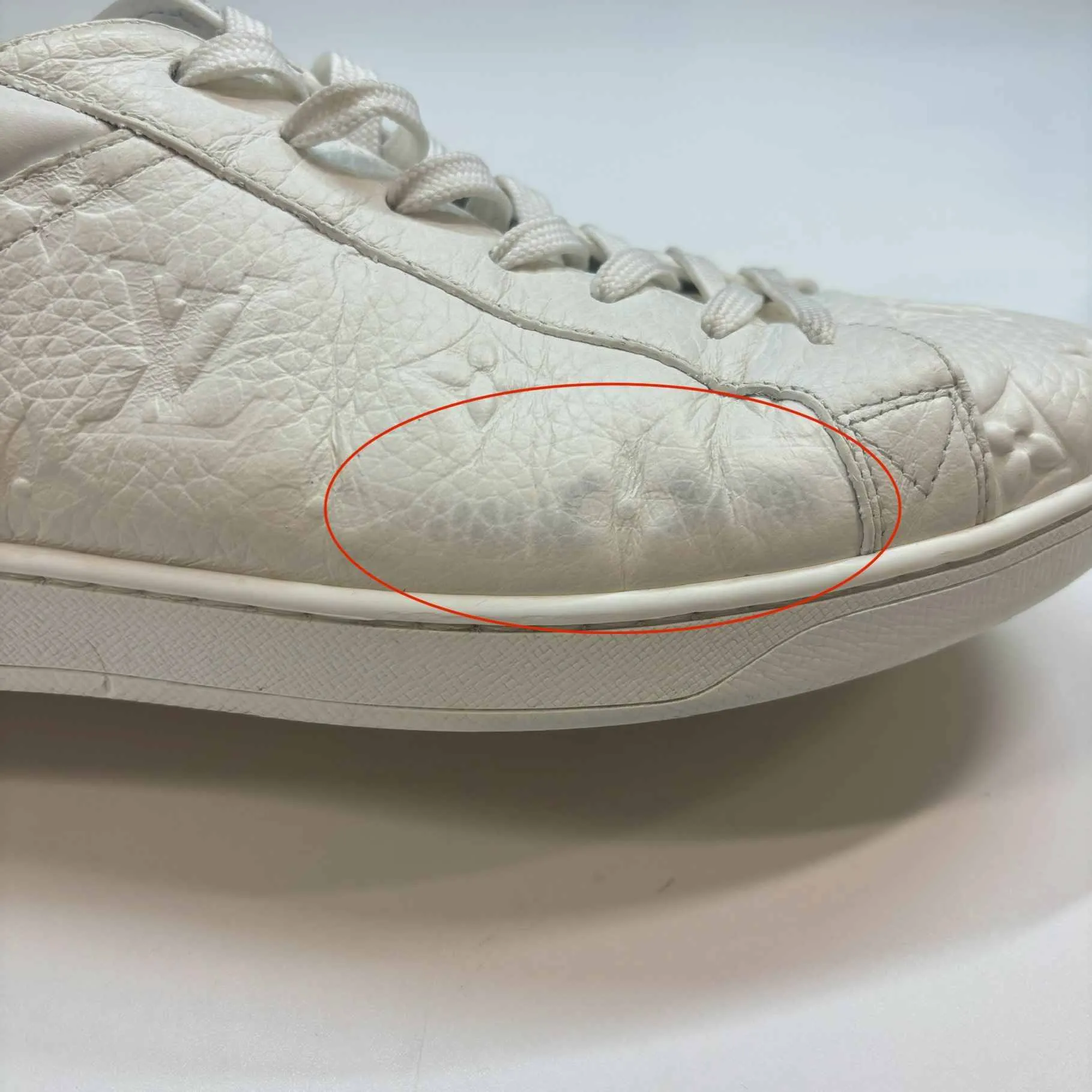 Men's Luxembourg Low Trainers White Size EU 42 / UK 8