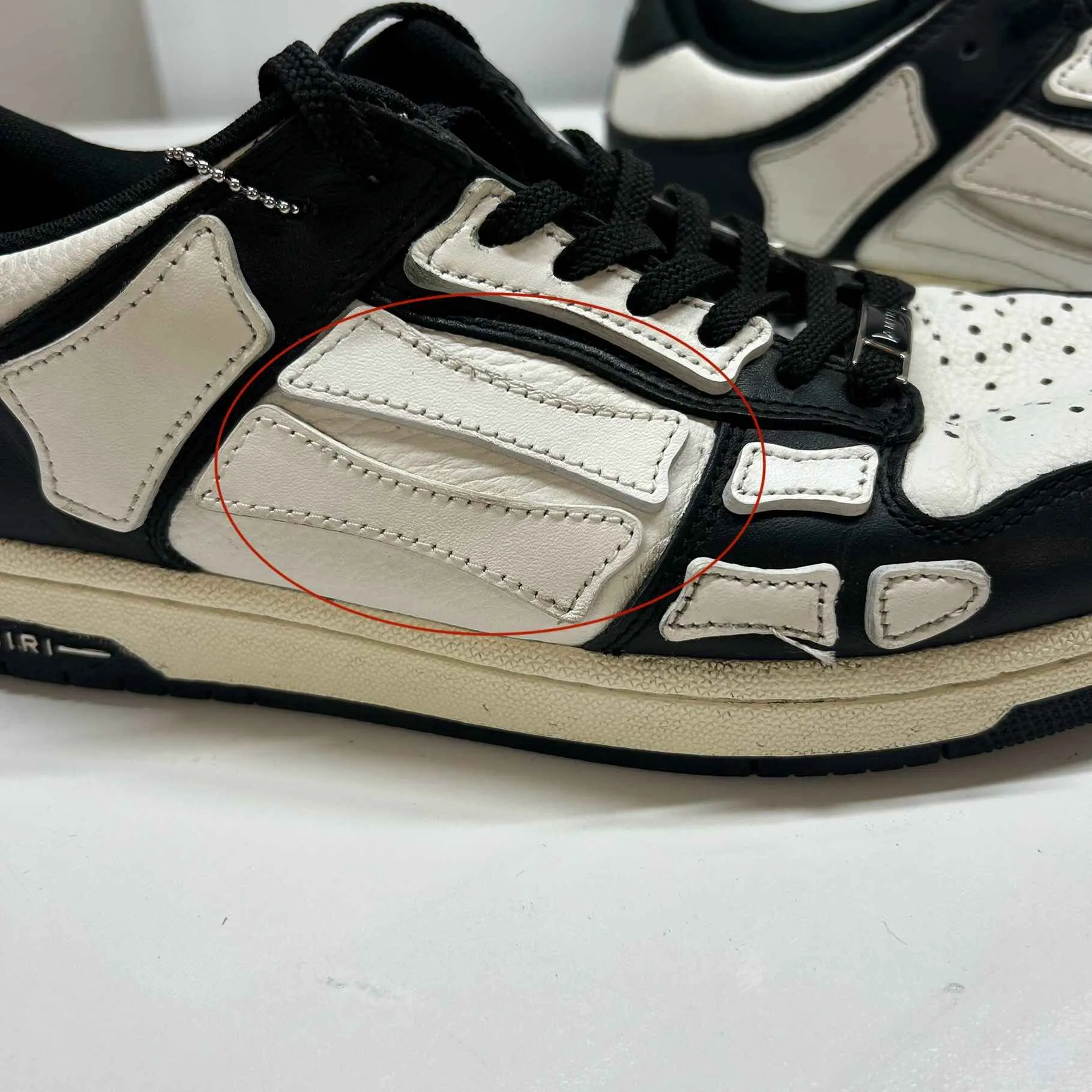 Men's Skeleton Top Low Trainers Black Size EU 41 / UK 7