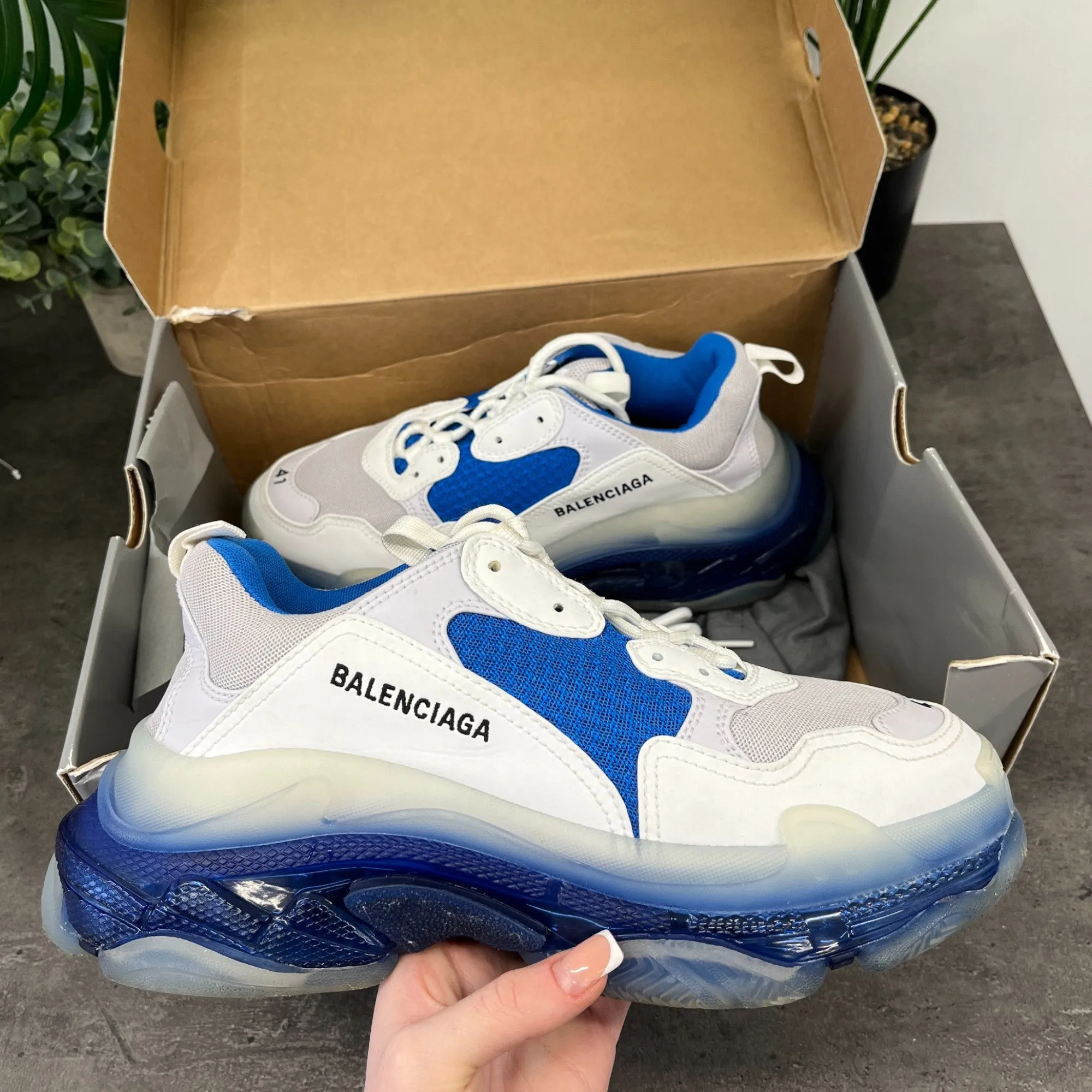Men's Triple S Low Trainers Blue Size EU 41 / UK 7