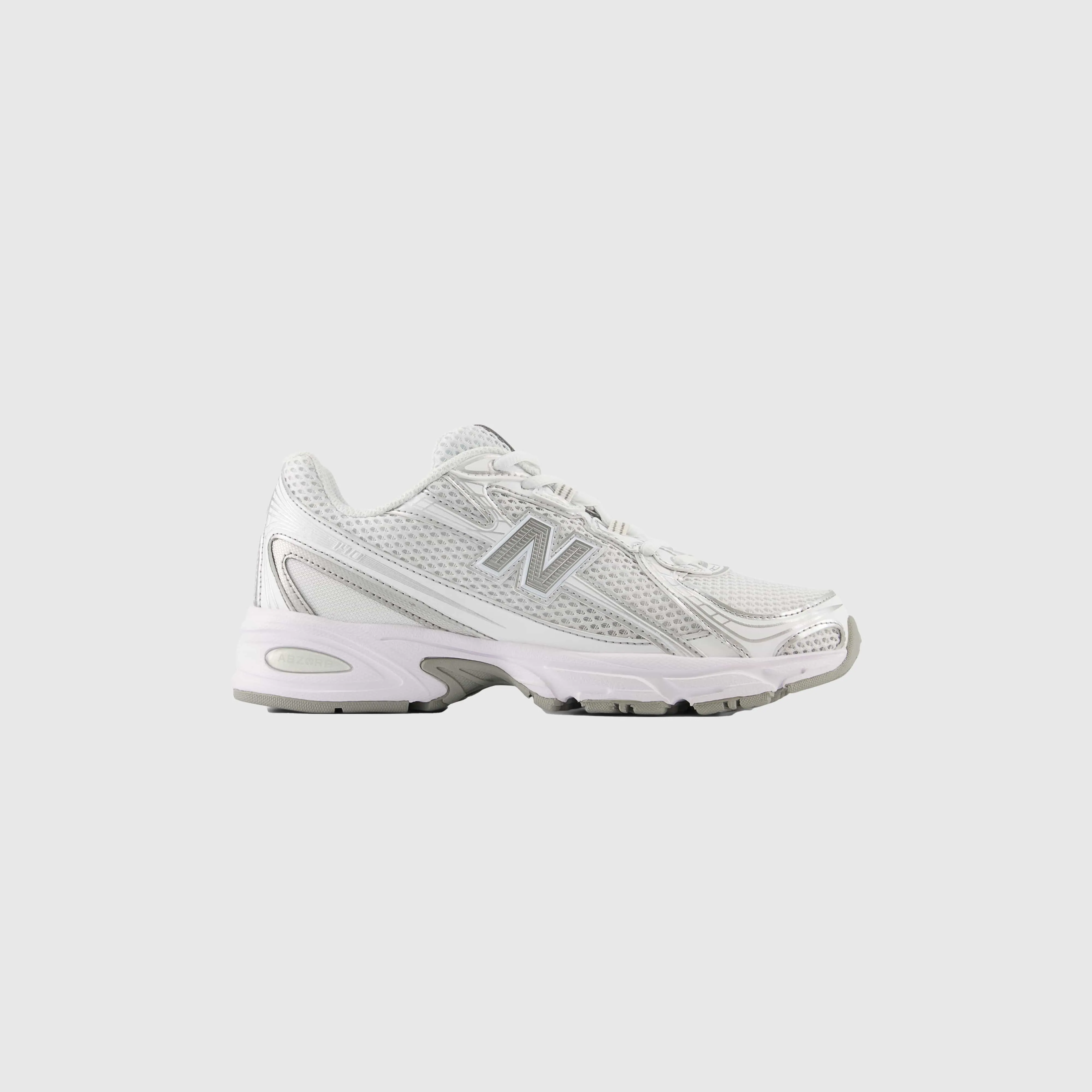 New Balance 740 - White / Silver Metallic