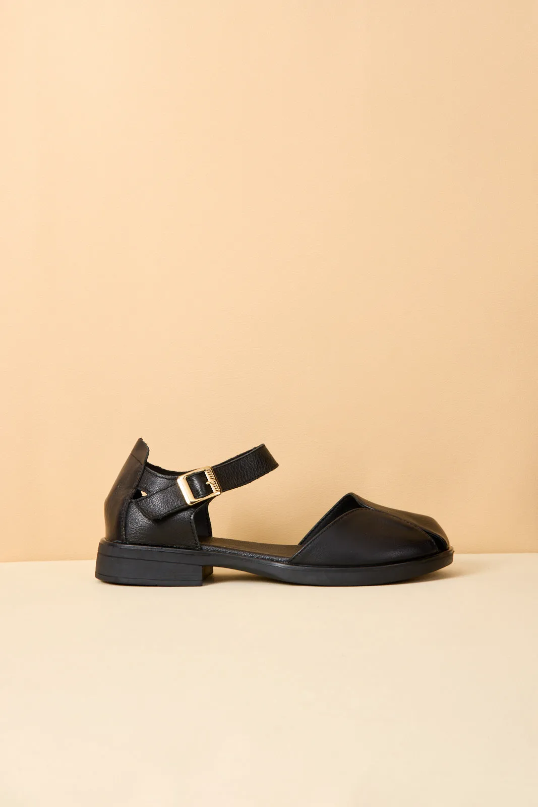 Rumour Has It | Tatum Leather Flat Sandal - Black