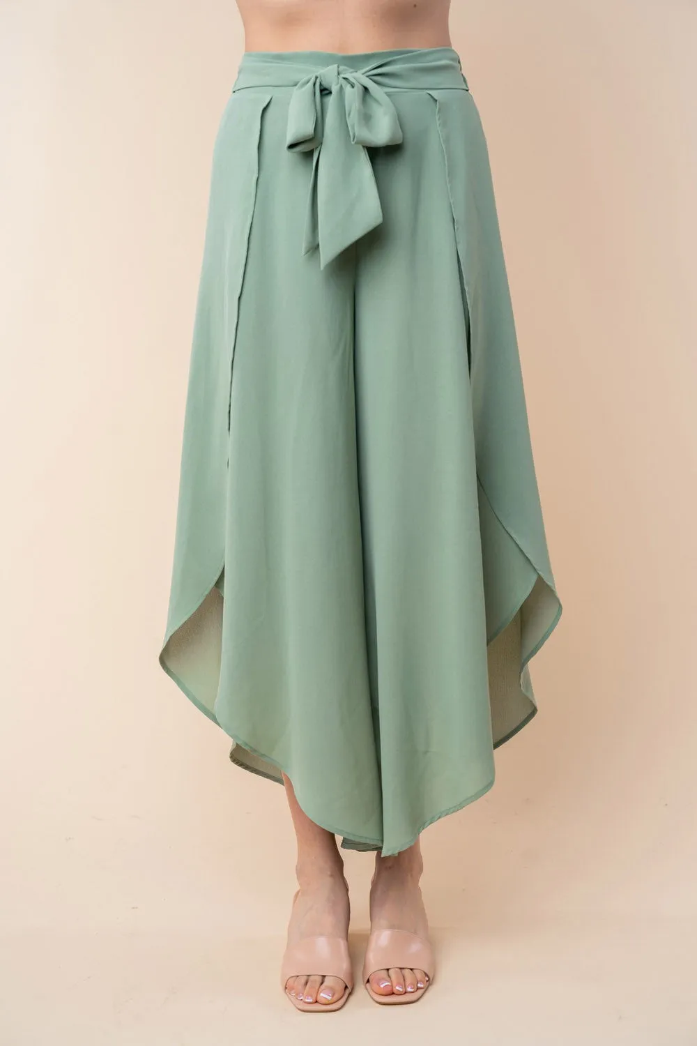 Waves High Waisted Woven Pants in Sage