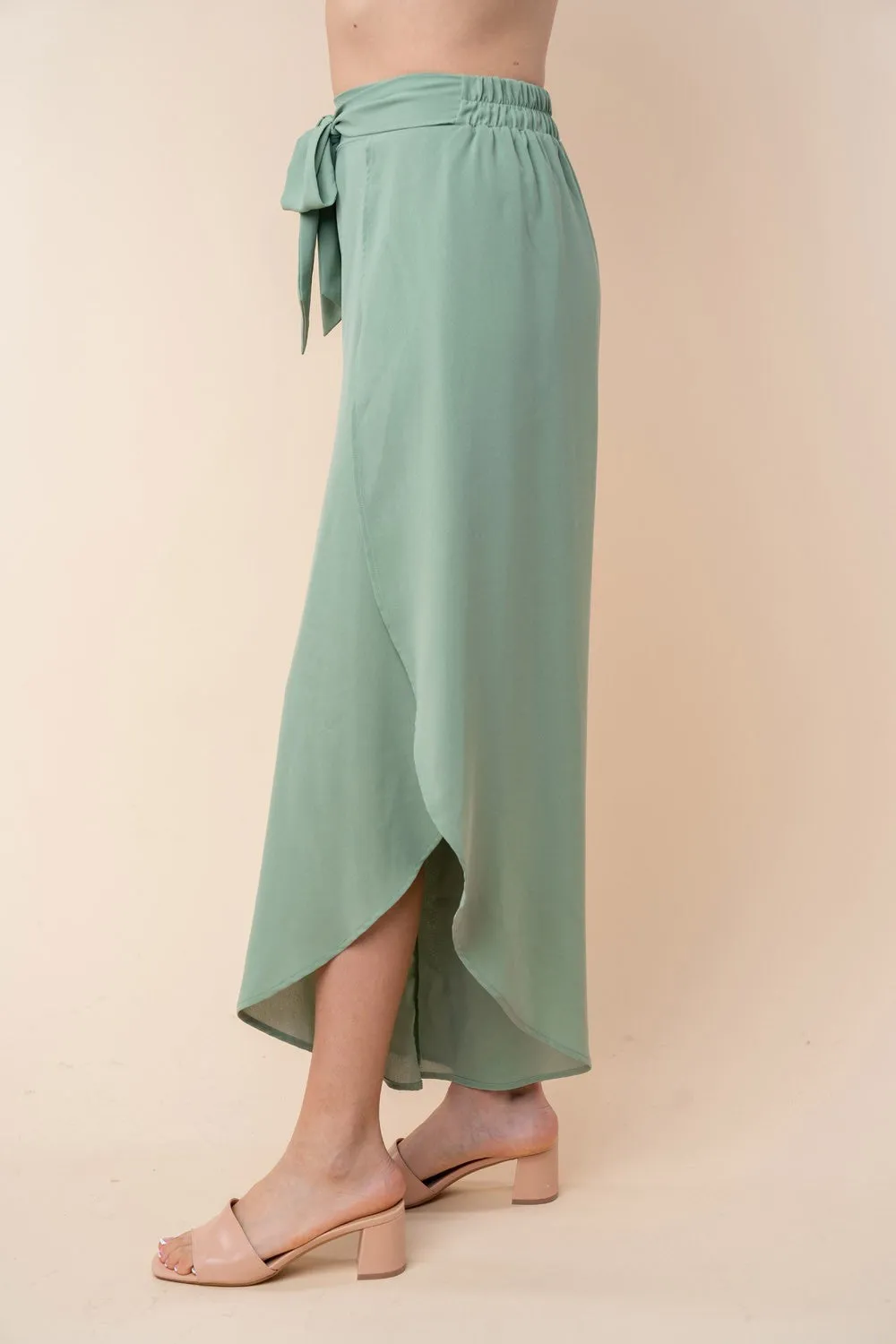 Waves High Waisted Woven Pants in Sage