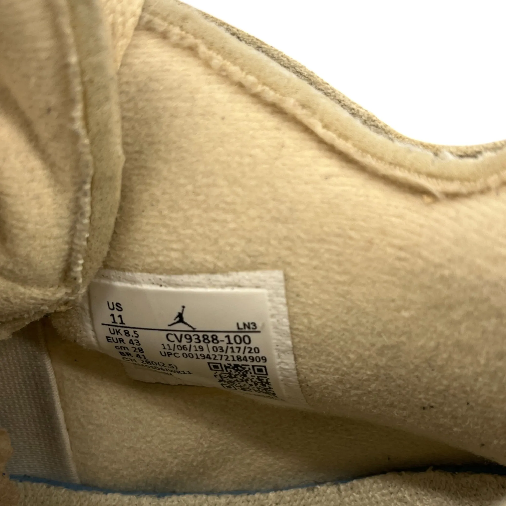 Women's Nike Jordan 4 X Off White "Sail" High Trainers Beige Size EU 41.5 / UK 8.5